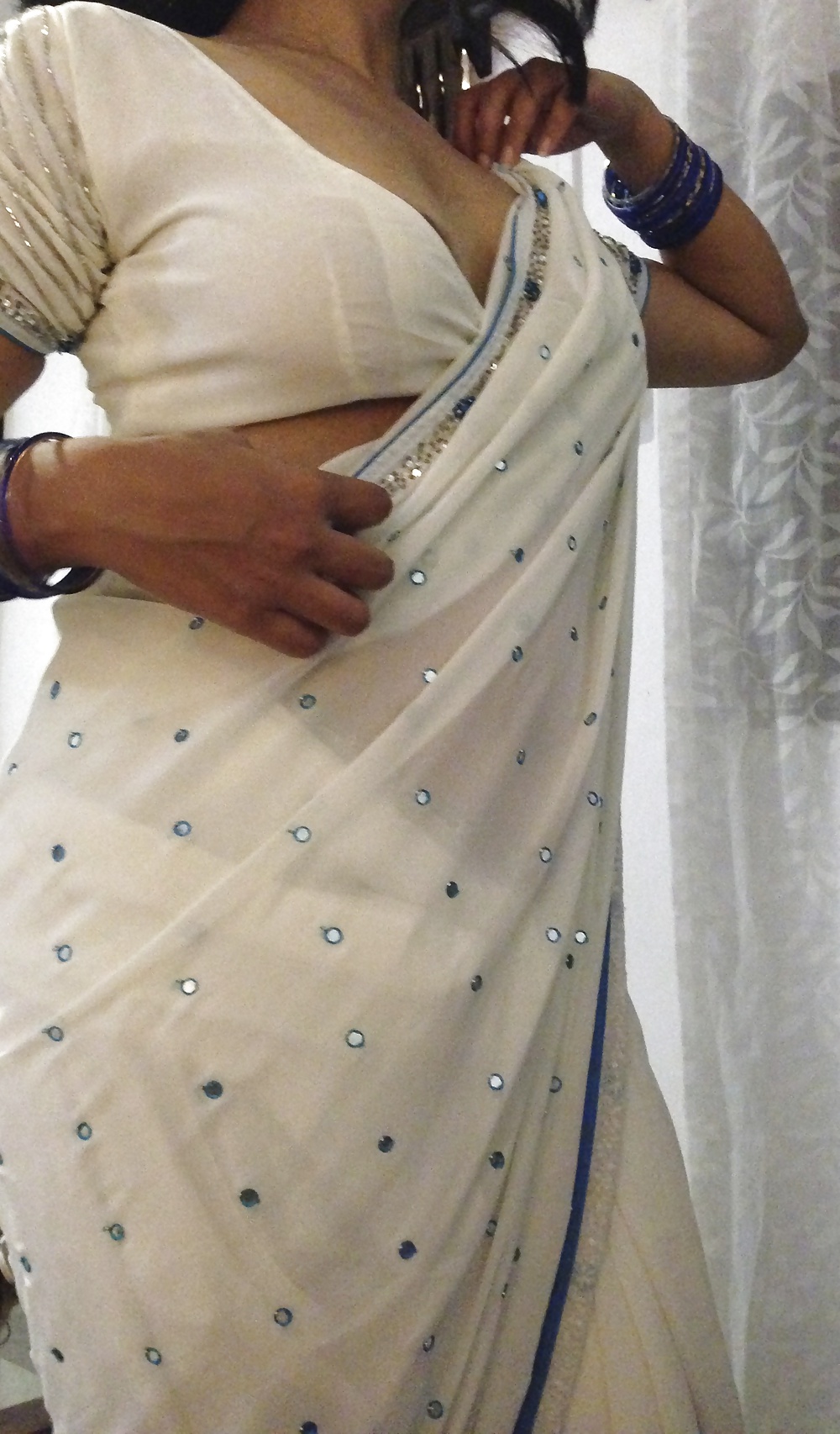 Desi Bhabhi sex teaser photos 3