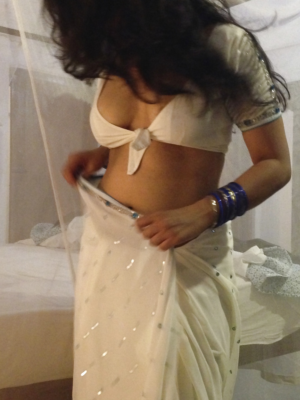 Desi Bhabhi sex teaser photos 5