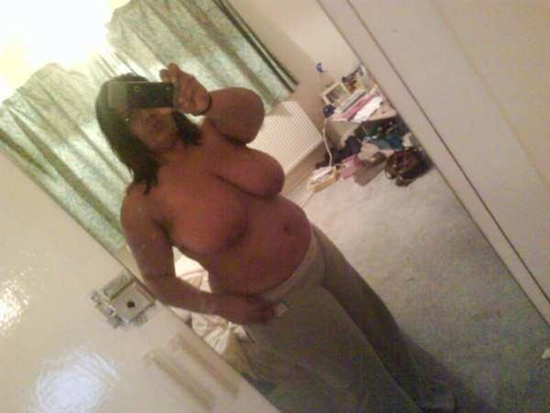 Desi big ass girl naked selfie photos viral 6