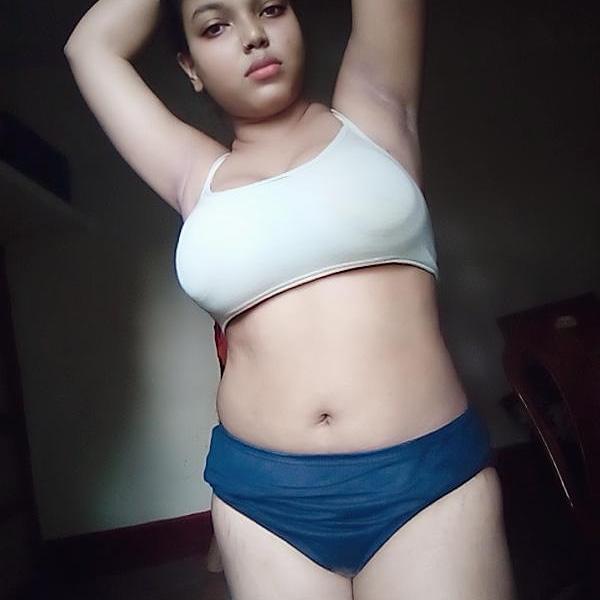 Desi busty girl pics for big boob lovers 6