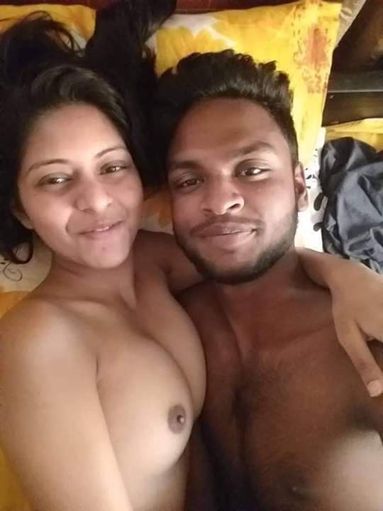Desi couple nude photos 6