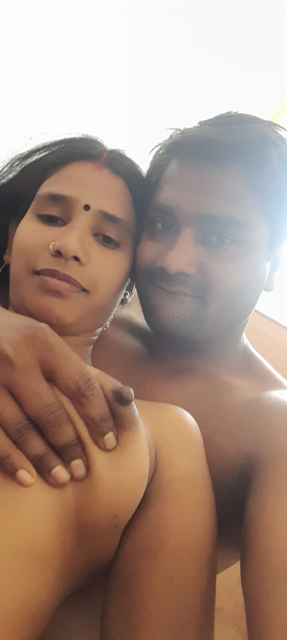 Desi couple nude sex pics 3