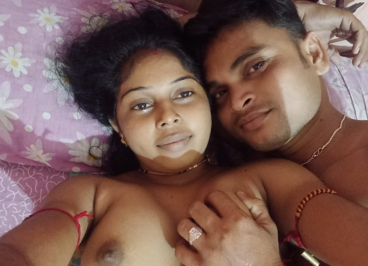 Desi couple topless foreplay homemade photos 3