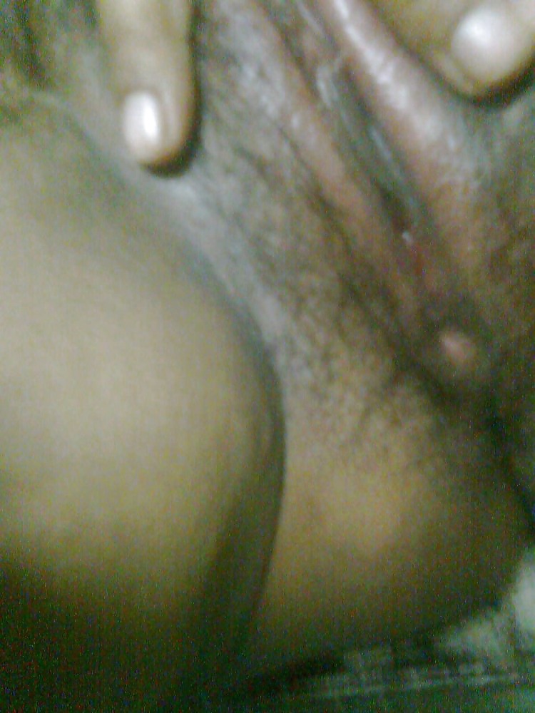 Desi cute girl nude pics of pussy 1