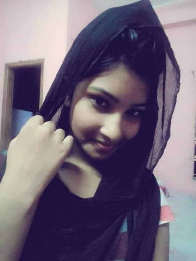 Desi GF nude photos for the first time 1