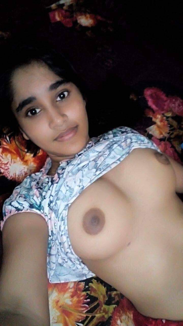 Desi girl naked pics for your sexual arousal 13