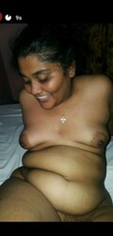 Desi girl nude blowjob and sex photos with lover 5