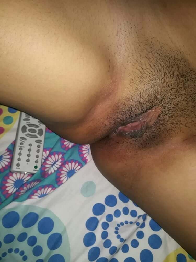 Desi girl pussy pics circulating in porn sites 5