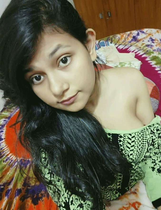 Desi Hot Babe nude photos online 12