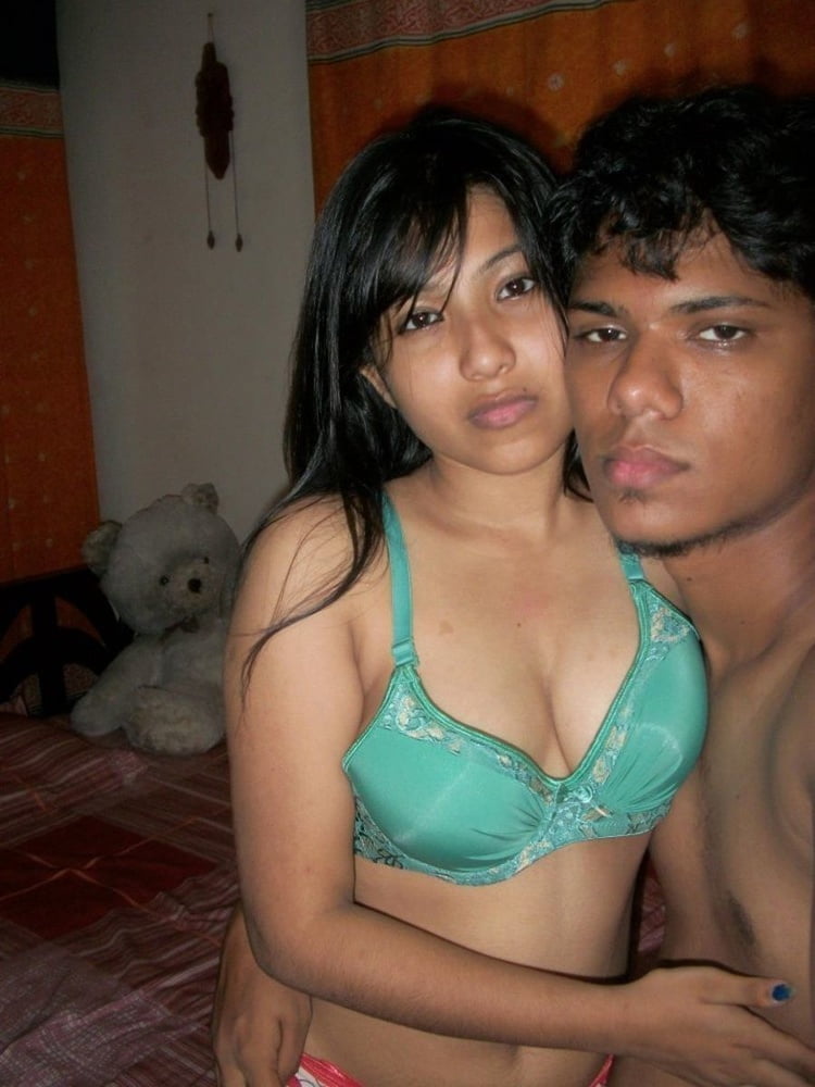Desi lovers sex pics caught on cam 4