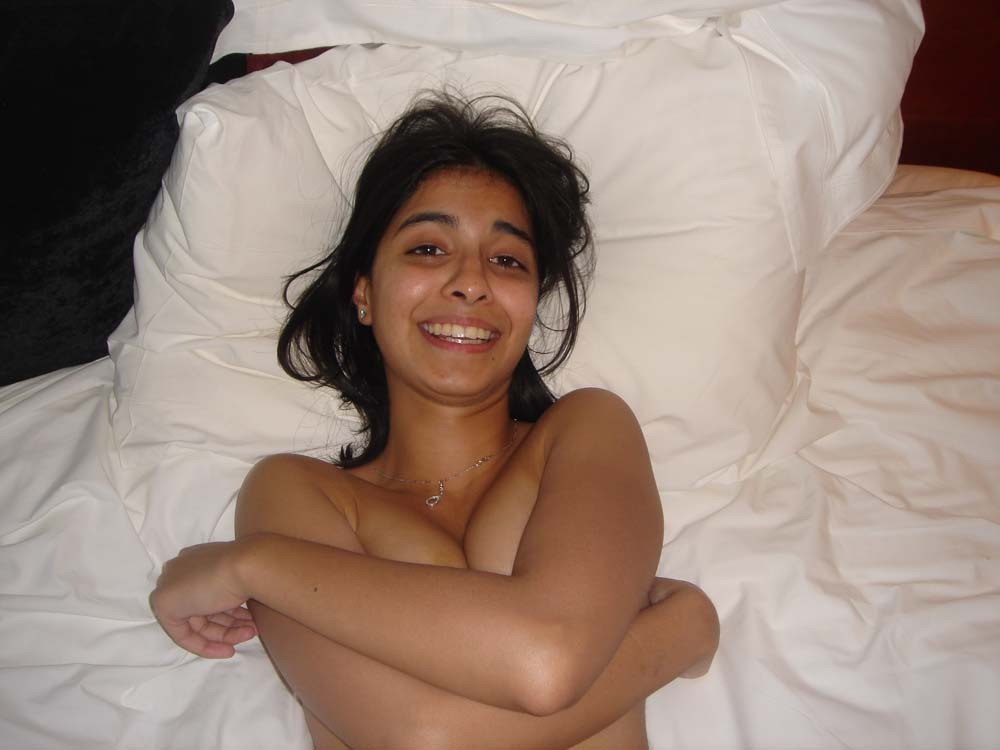 Desi Masala First Time Sex And Pussy Pictures Of Bengaluru Girl 8