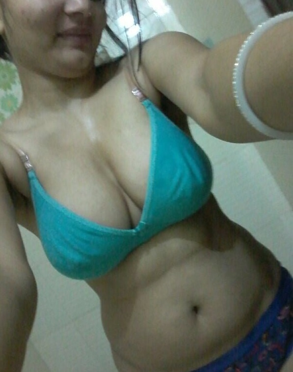 Desi office staff perfect big boobs pics 2