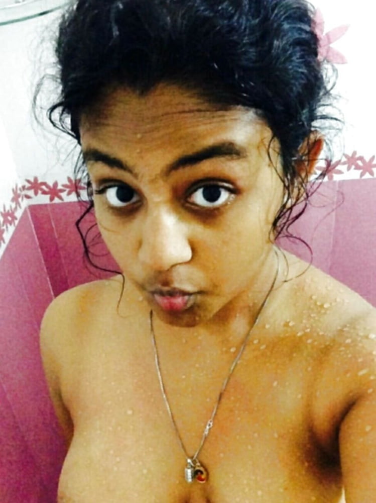 Desi teen nude selfie photos for your sexual arousal 5