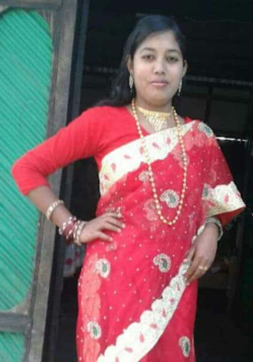 Desi village Bhabhi nude pics collection 1