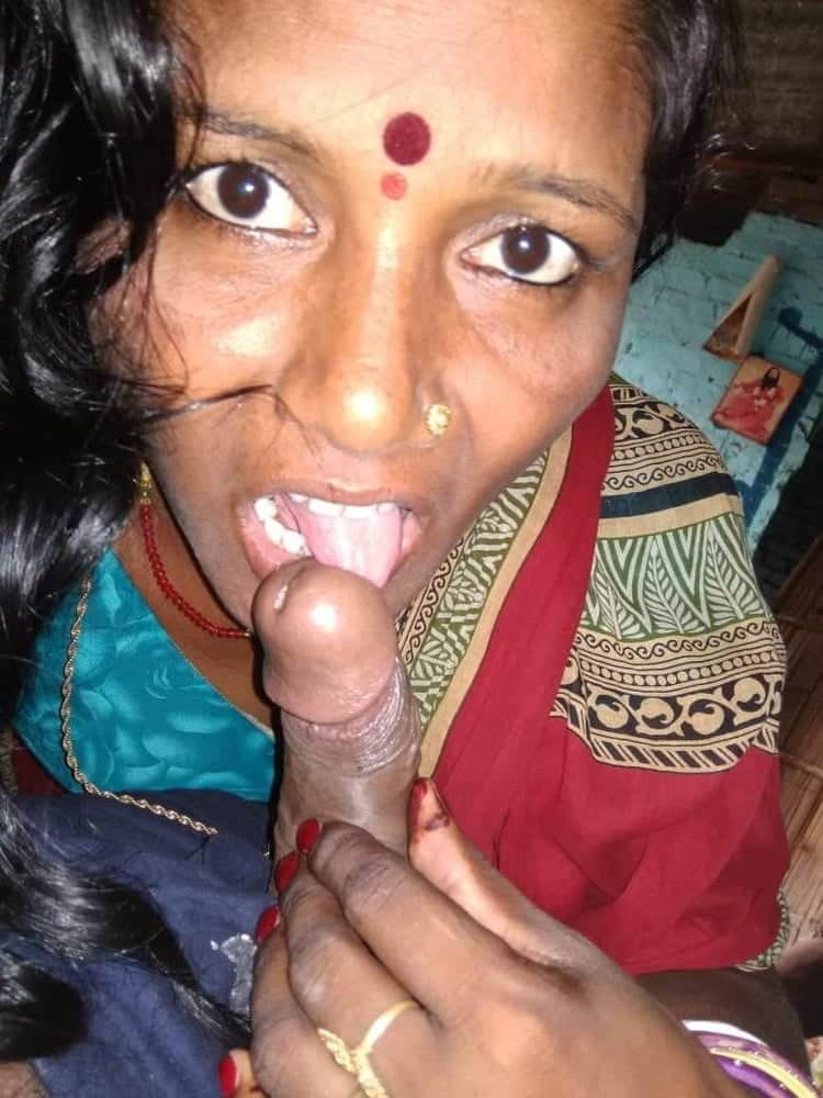 Desi wife blowjob pics shared online 2