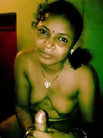 Desi wife porn pics exposed on the net 4
