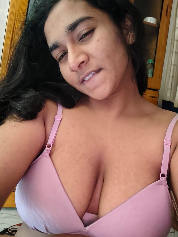 Dhaka hot ass girl tempting hairy pussy and boobs shown 3