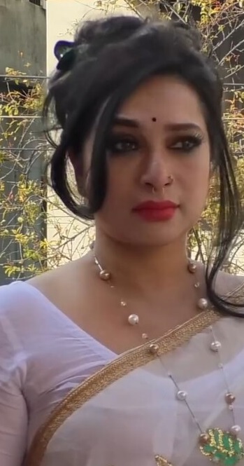 Doctor Sabrina viral nude photos and videos 1