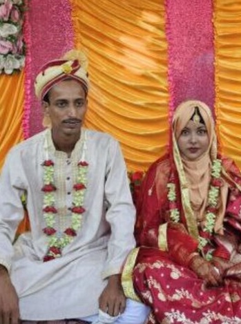 Ex-girlfriend nude photos exposed after her marriage 1