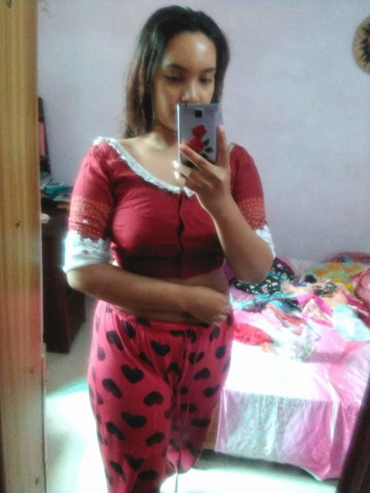 Ex-girlfriend nude photos shared exclusively 2