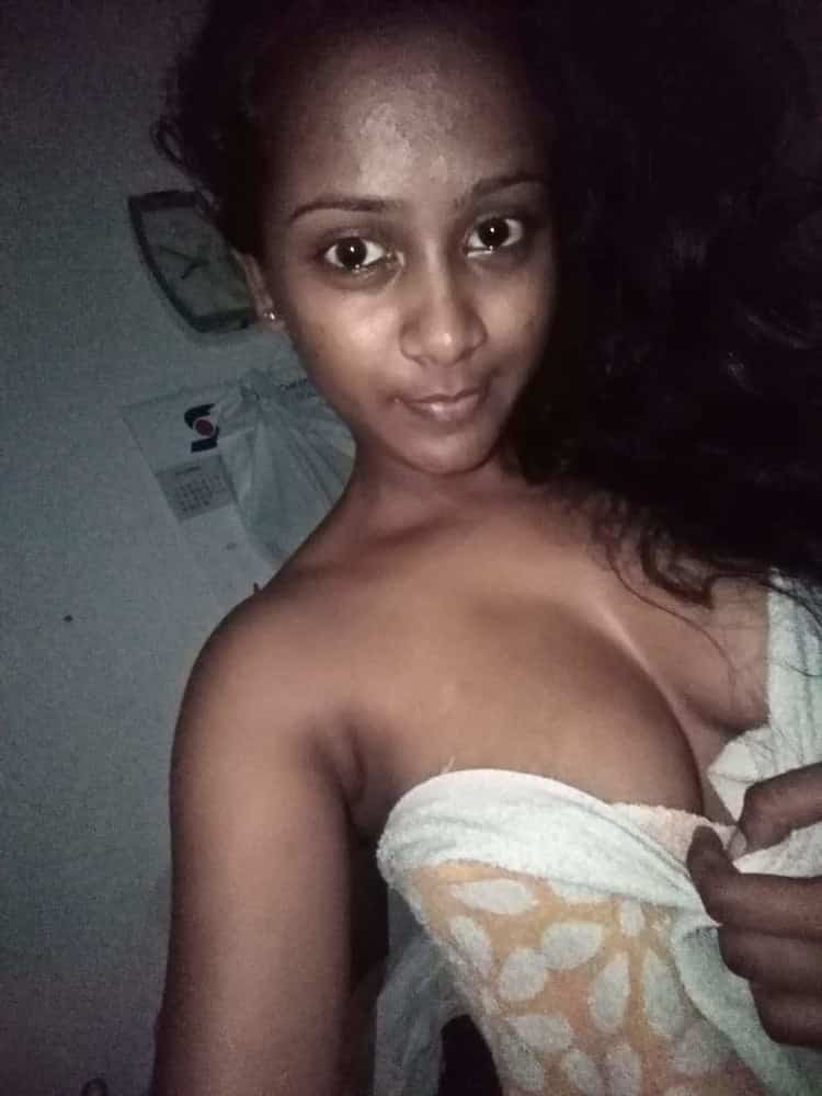 Fantasy fucking this sexy figure Tamil girl in missionary sex style 3