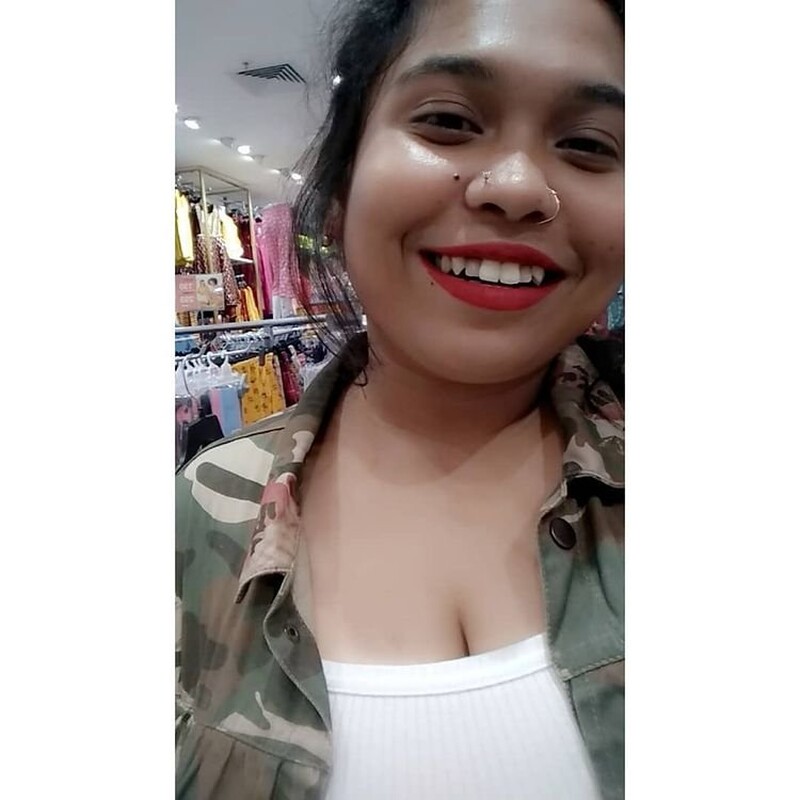 Faridabad garment office girl naked selfies 6