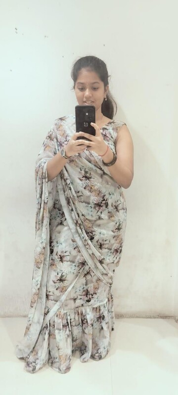 Flashing big boobs in selfie by cute Indian girlfriend 4