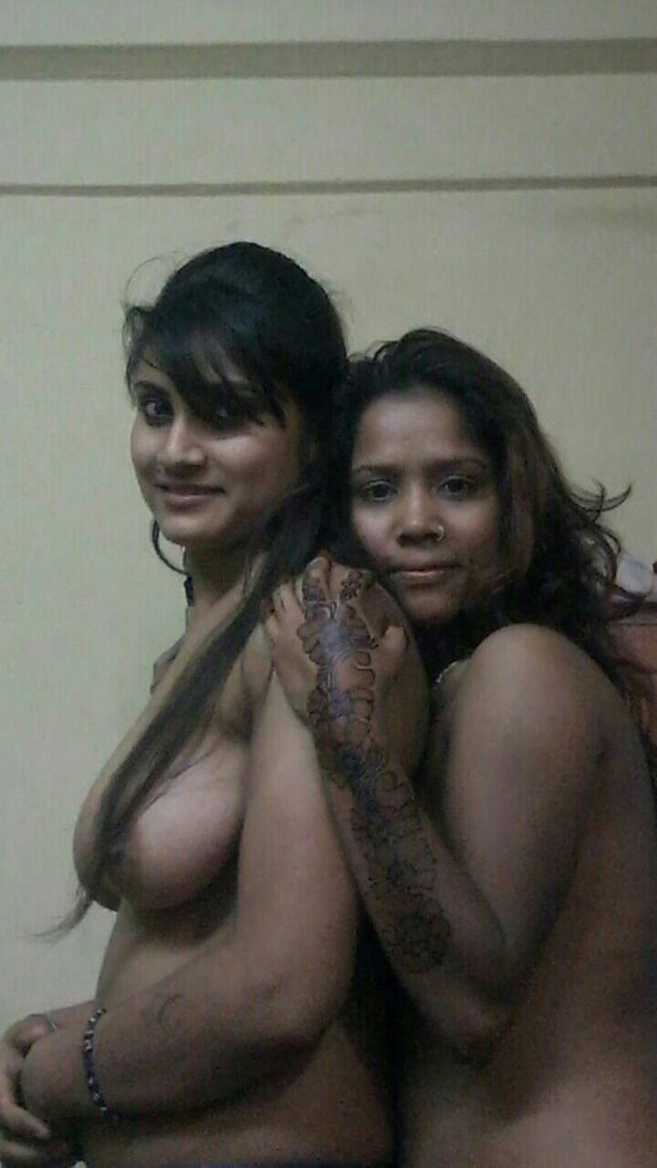 Free sexy pics of slutty college girls having fun with their lover 10