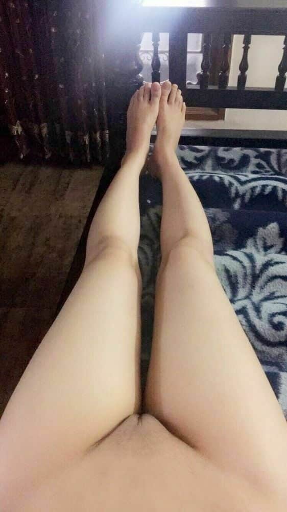 Fucking hot Pakistani nude selfie pics 9