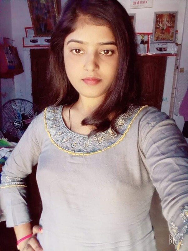 GF exposing nude figure for boyfriend photos 2