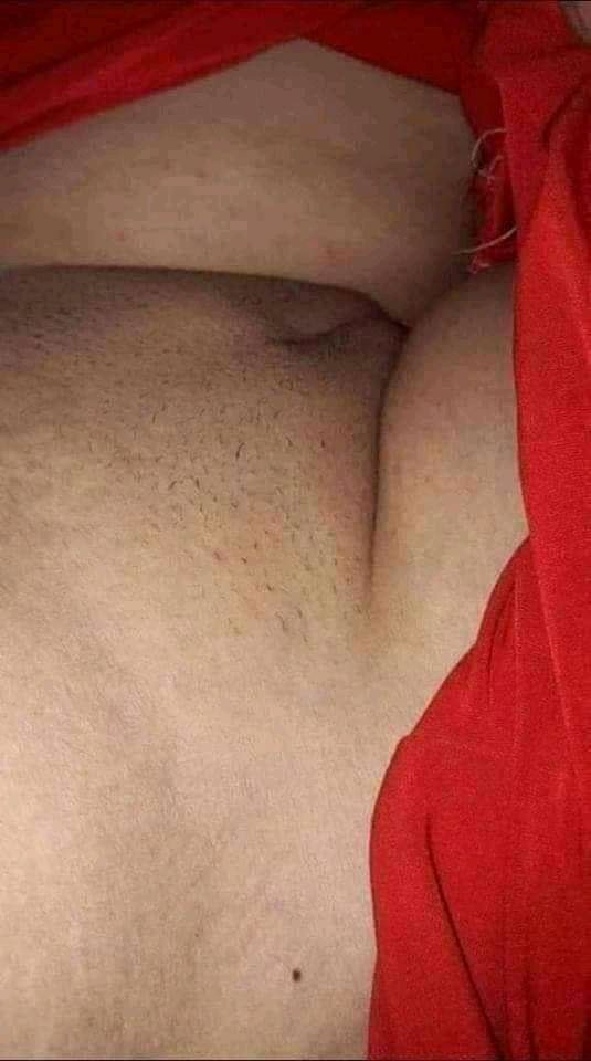 Gorgeous girlfriend big boobs tempting pics 1