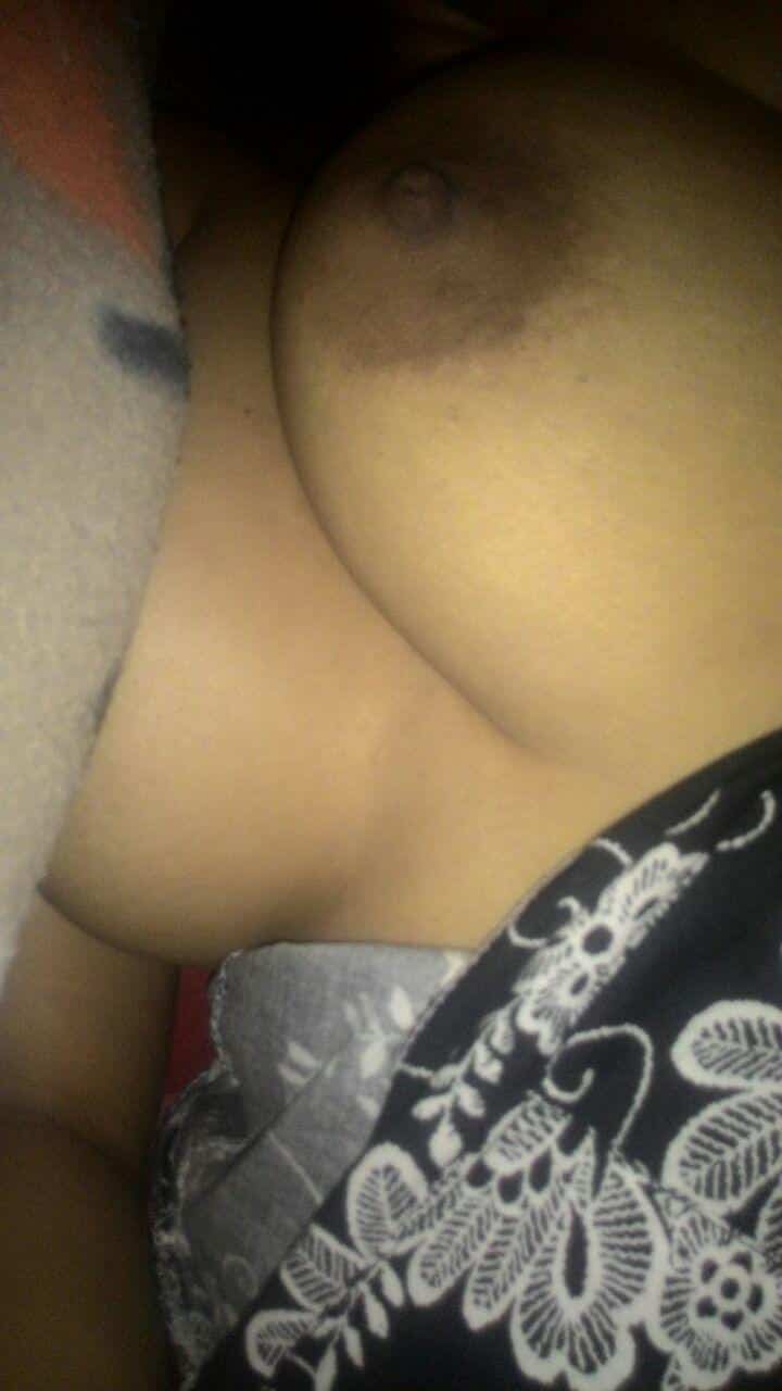 Gorgeous hot Indian boobs pics leaked online 4