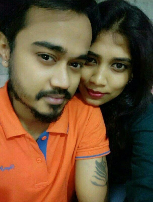 Gorgeous Indian girl blowjob and boob feeding 1
