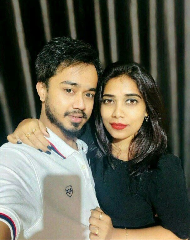 Gorgeous Indian girl blowjob and boob feeding 2