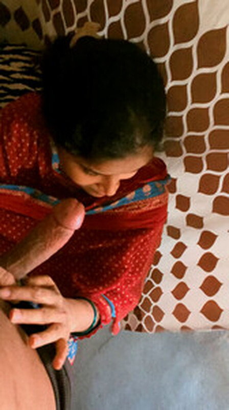 Gujju village bhabhi sucking dick of house owner 2