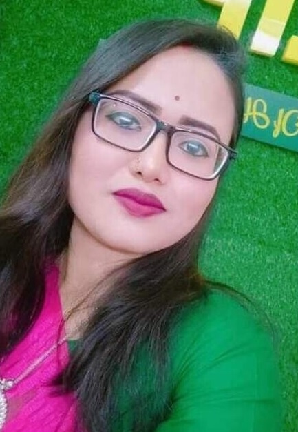 Hairy pussy Bengali boudi nude photos sharing with ex-lover 1