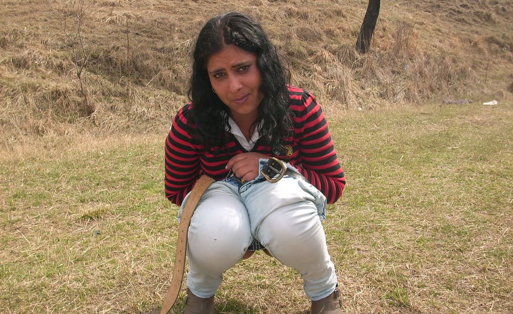 Hairy pussy Desi housewife sex pic with her husband 3
