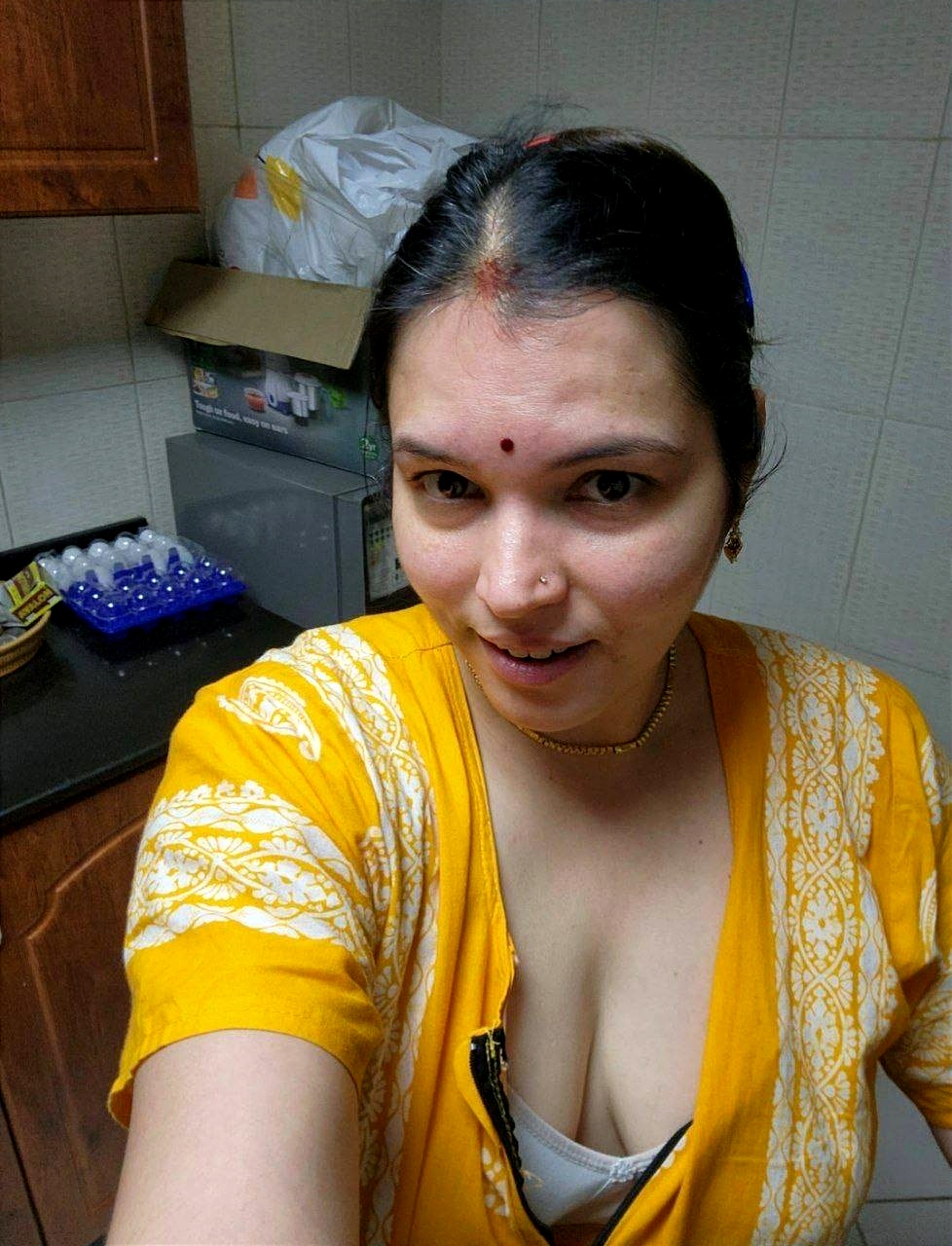 Hairy pussy homely bhabhi nude sex photos 2