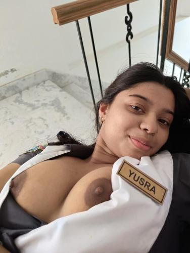 Heart shaped ass Bengali college girl pussy fingering 1