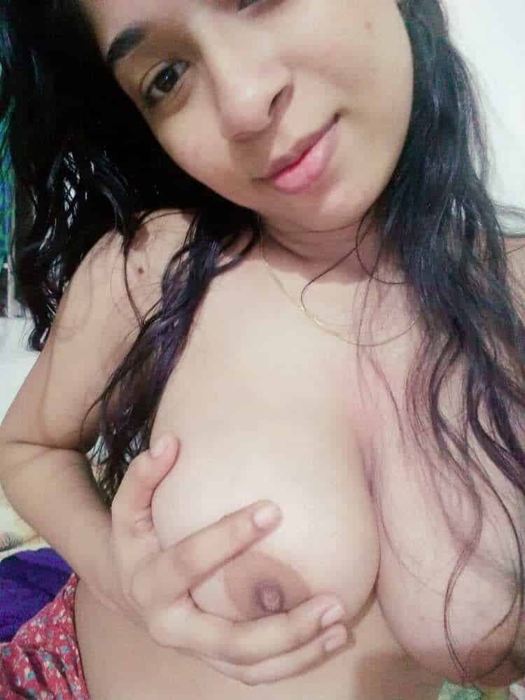 High-quality Beautiful Desi girl pics 1