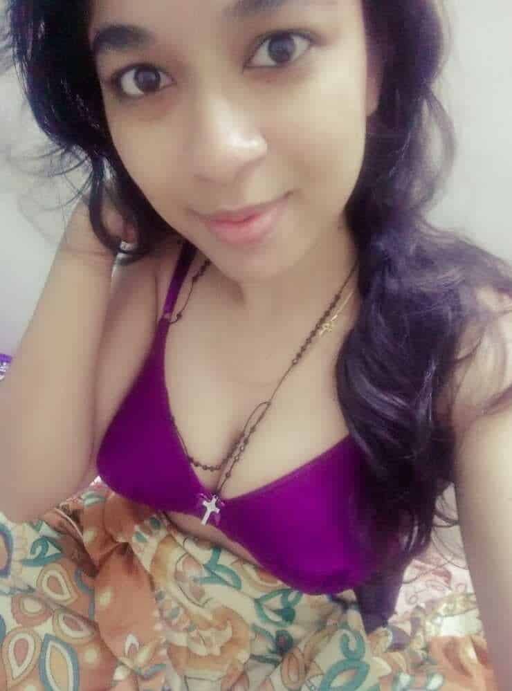 High-quality Beautiful Desi girl pics 4