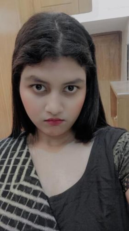 Hijabi GF nude photos exposed online by cheating lover 2