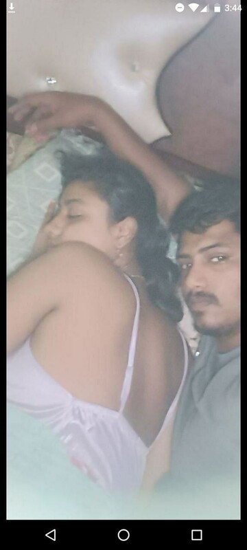 Homely Tamil wife boobs showing romance with husband 2