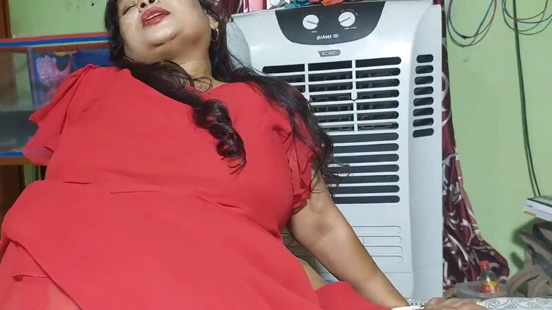 Horny bhabhi illegal sex with husband’s friend 5