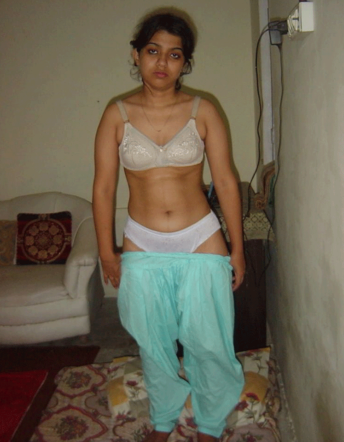 Hot Desi girl nude pics to arouse your sex mood 10