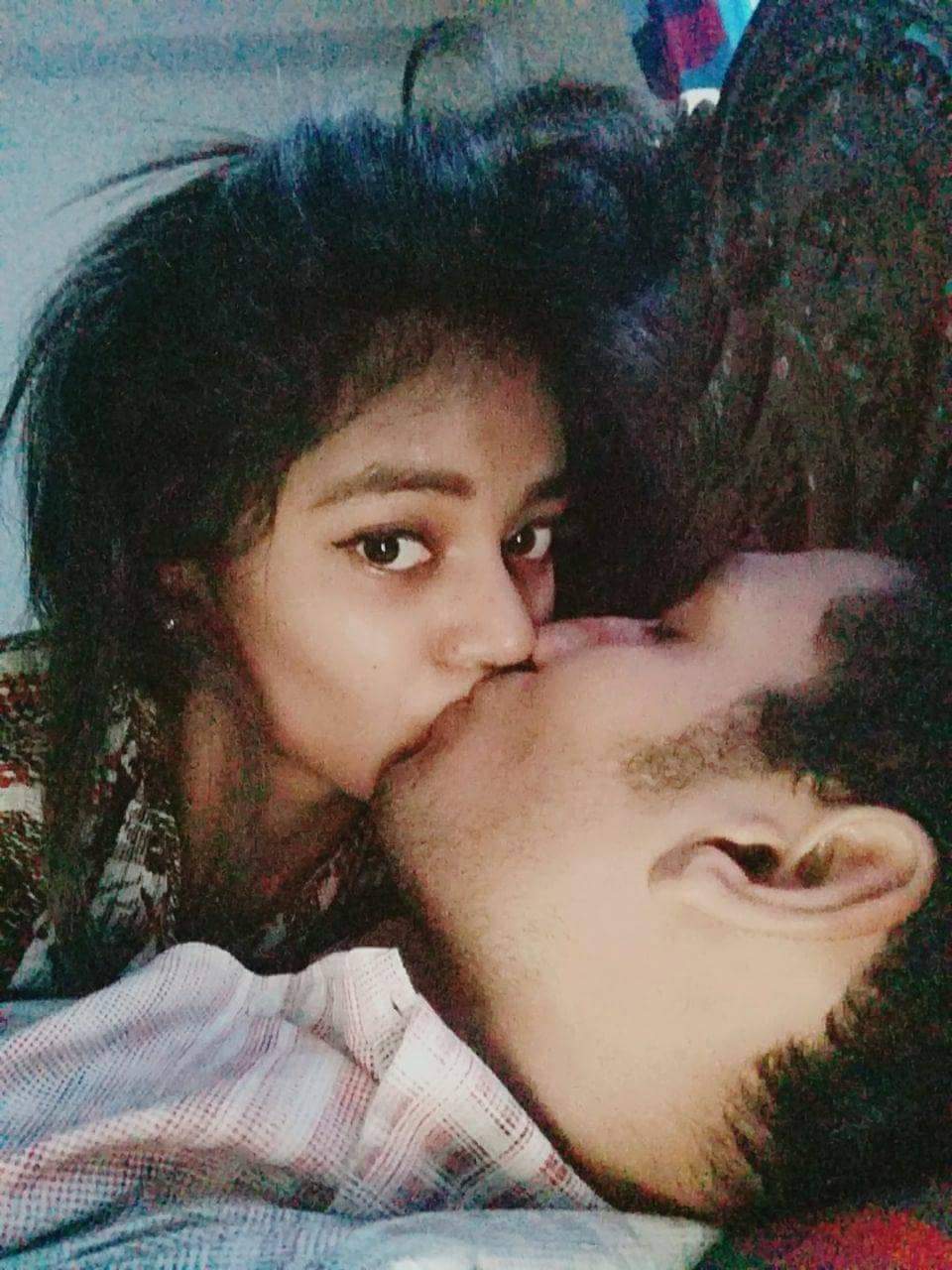 Hot Desi girl with her lover photos 3