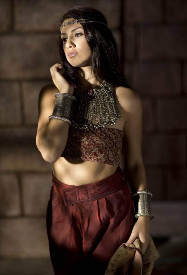 Hot Indian beauty nude modeling pics 8