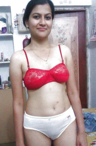Hot Indian Bhabhi nude photos collection 2
