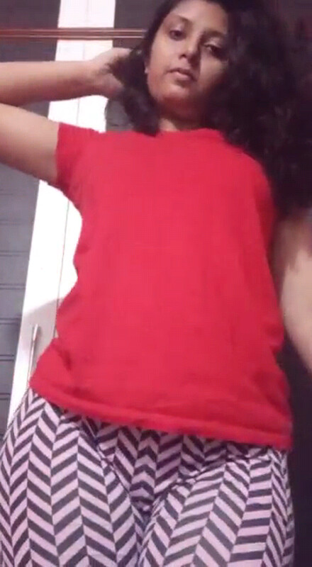 Hot Indian girl stripping clothes nude photos 7