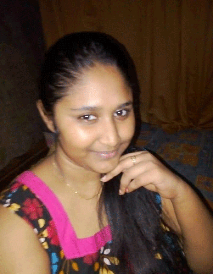 Hot Indian housewife big boobs selfie photos 2